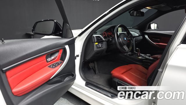 BMW 3 Series (F30) 320d Touring M Performence 2015 — фото 10