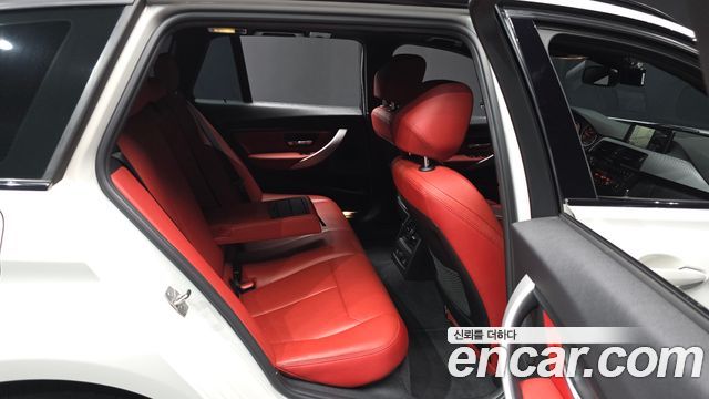 BMW 3 Series (F30) 320d Touring M Performence 2015 — фото 16