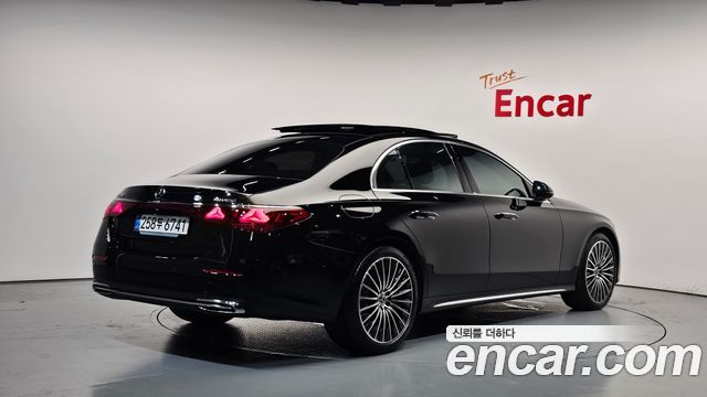 Mercedes-Benz E-Class (W214) E450 4MATIC Exclusive 2026 — фото 2