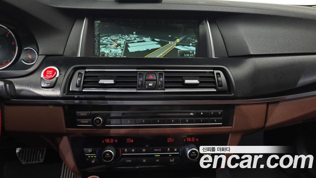 BMW 5 Series (F10) 528i xDrive 2014 — фото 16