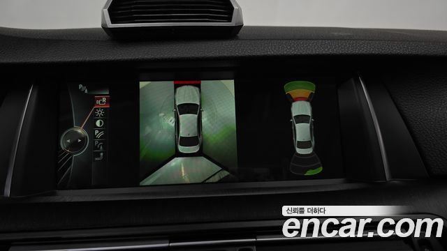 BMW 5 Series (F10) 528i xDrive 2014 — фото 18