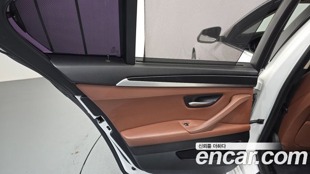 BMW 5 Series (F10) 528i xDrive 2014 — фото 31
