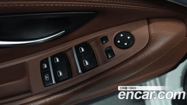 BMW 5 Series (F10) 528i xDrive 2014 — фото 35