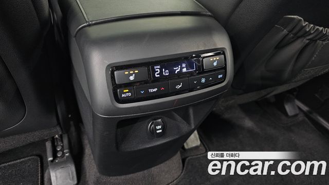 Hyundai Palisade Diesel 2.2 2WD Prestige 2022 — фото 19