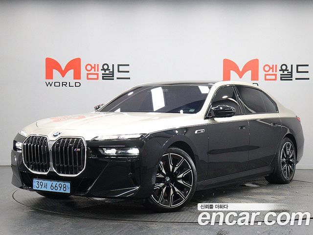 BMW i7 (G70) M70 xDrive