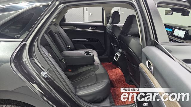 Kia K5 (III) 2.0 Noblesse 2022 — фото 11