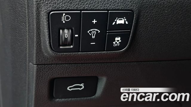 Kia K5 (III) 2.0 Noblesse 2022 — фото 20