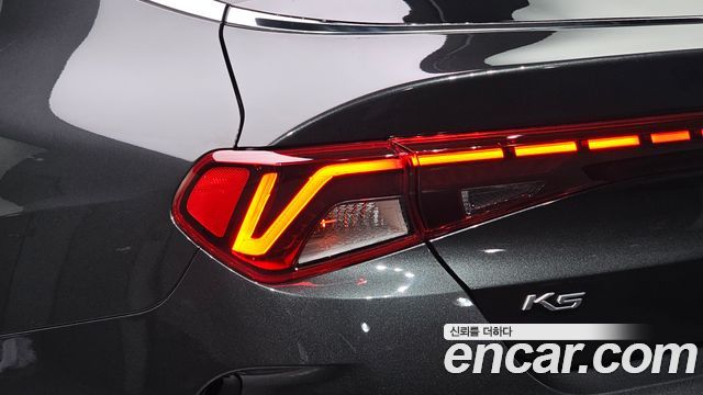 Kia K5 (III) 2.0 Noblesse 2022 — фото 23