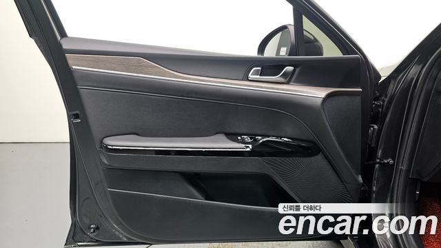 Kia K5 (III) 2.0 Noblesse 2022 — фото 24