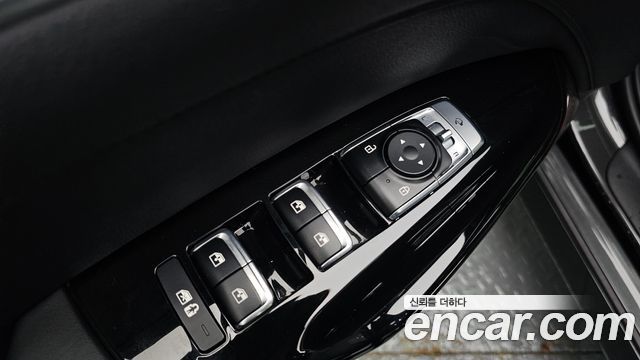 Kia K5 (III) 2.0 Noblesse 2022 — фото 29