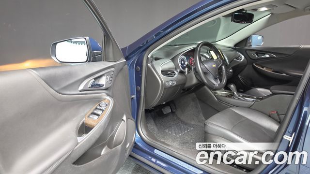 Chevrolet Malibu 1.3 Turbo Premier 2019 — фото 10