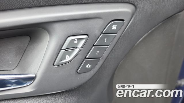 Chevrolet Malibu 1.3 Turbo Premier 2019 — фото 29