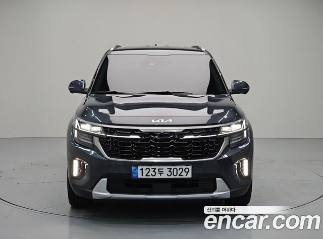Kia Seltos Gasoline 2.0 2WD Signature 2023 — фото 2