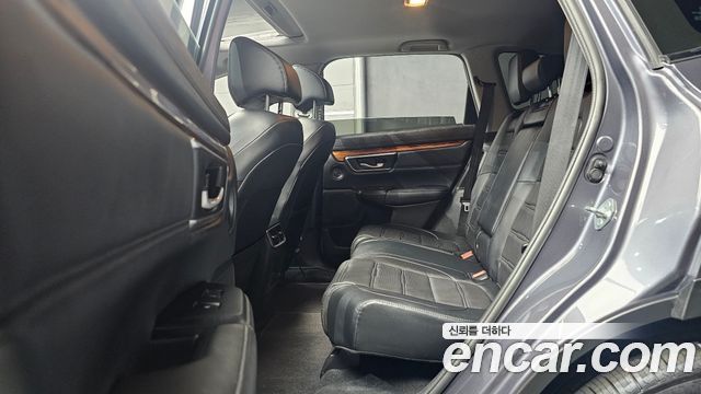 Honda CR-V (V) 2.0 Hybrid Touring 4WD 2022 — фото 12