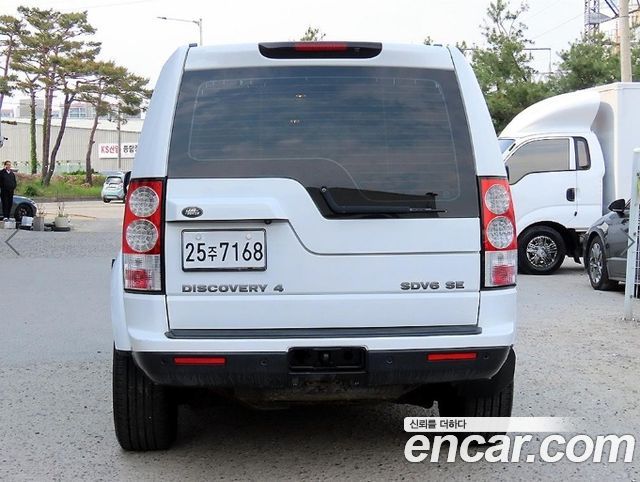 Land Rover Discovery 4 3.0 SDV6 SE 2013 — фото 4