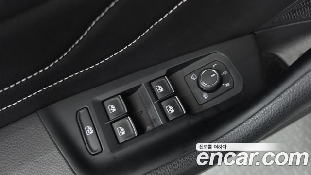 Volkswagen Arteon 2.0 TDI R-LIINE 4Motion 2023 — фото 37