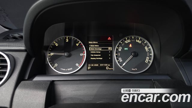 Land Rover Discovery 4 3.0 SDV6 SE 2014 — фото 8