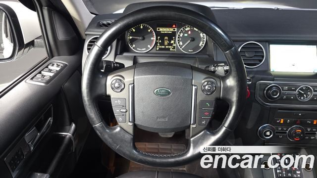Land Rover Discovery 4 3.0 SDV6 SE 2014 — фото 13