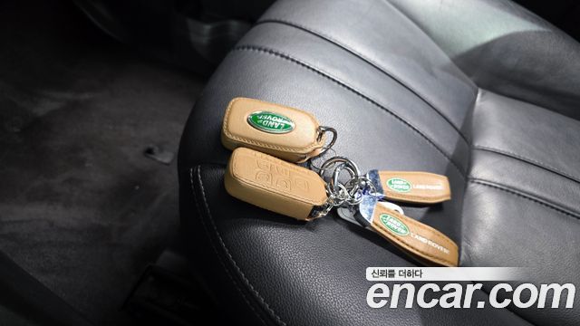 Land Rover Discovery 4 3.0 SDV6 SE 2014 — фото 30