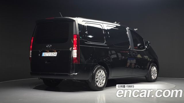 Hyundai Staria Cargo 3-Seater Modern 2024 — фото 2