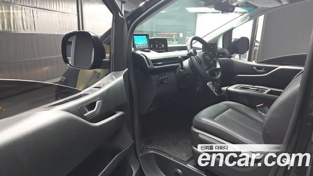 Hyundai Staria Cargo 3-Seater Modern 2024 — фото 10