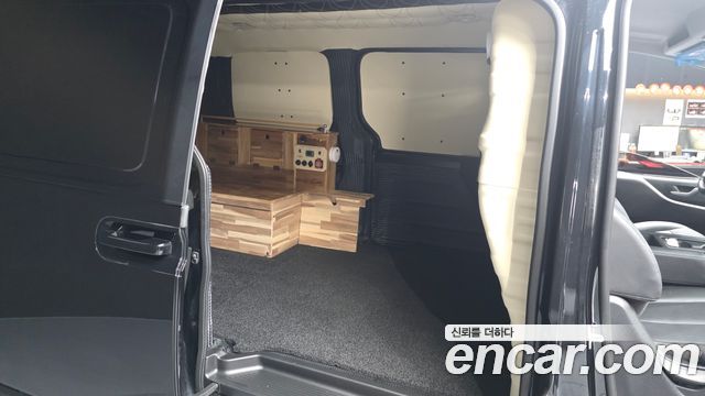 Hyundai Staria Cargo 3-Seater Modern 2024 — фото 11