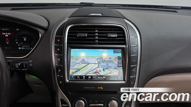 Lincoln Nautilus (I) 2.7 Reserve AWD 2019 — фото 13