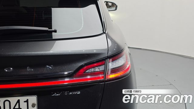 Lincoln Nautilus (I) 2.7 Reserve AWD 2019 — фото 23