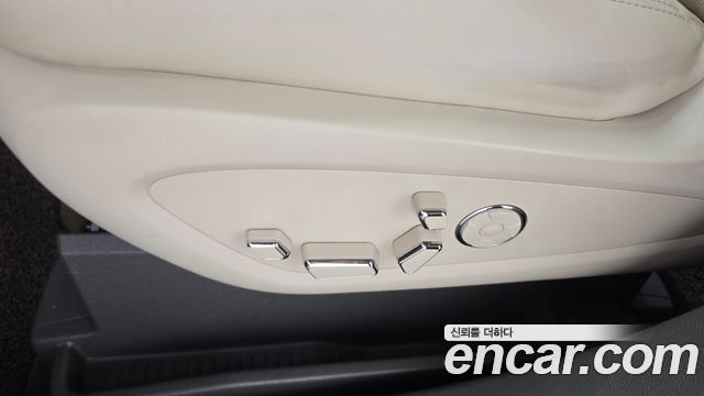 Lincoln Nautilus (I) 2.7 Reserve AWD 2019 — фото 31