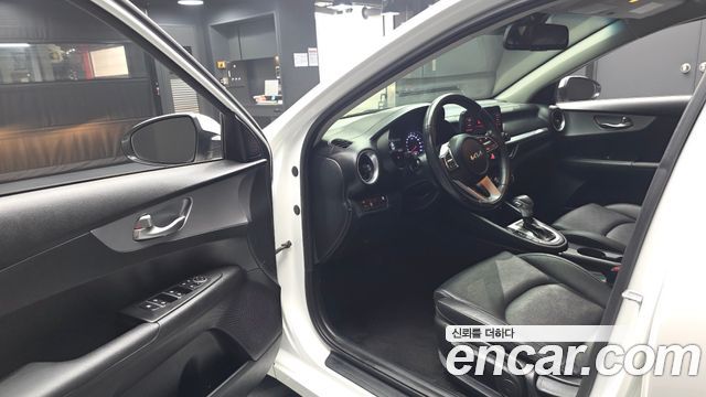 Kia K3 (II) 1.6 Prestige 2022 — фото 10