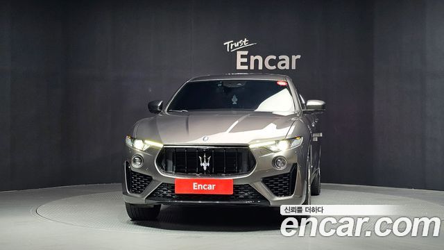 Maserati Levante 3.0 AWD GranSport 2019 — фото 3