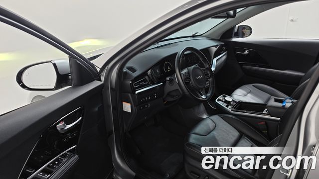Kia Niro EV Noblesse 2022 — фото 10