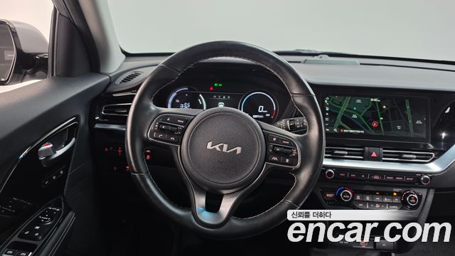 Kia Niro EV Noblesse 2022 — фото 13