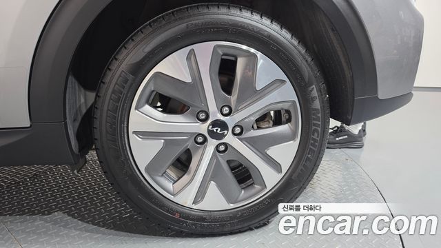 Kia Niro EV Noblesse 2022 — фото 21