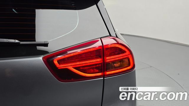 Kia Niro EV Noblesse 2022 — фото 23