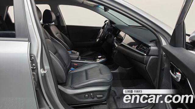 Kia Niro EV Noblesse 2022 — фото 26