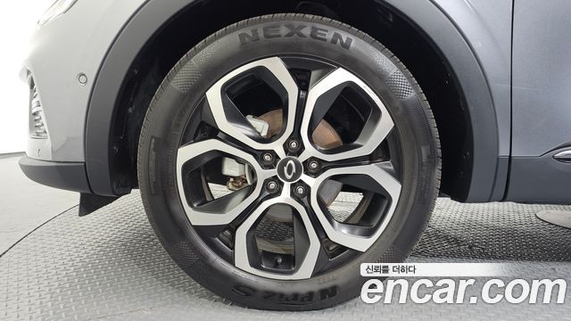 Renault Korea XM3 1.3 TCe RE Signature 2022 — фото 5
