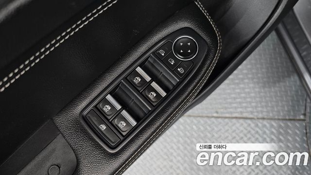 Renault Korea XM3 1.3 TCe RE Signature 2022 — фото 28