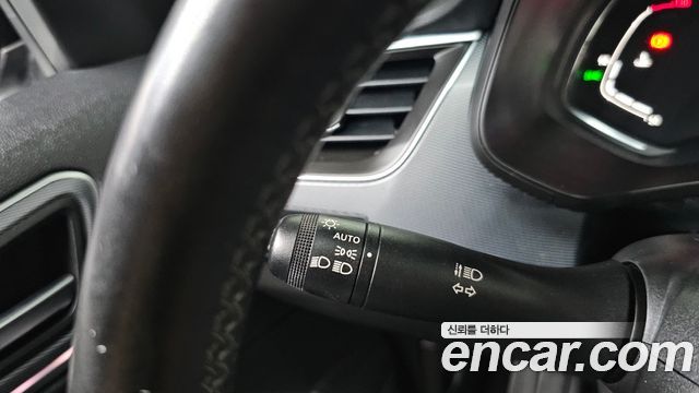 Renault Korea XM3 1.3 TCe RE Signature 2022 — фото 29