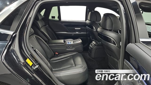 Genesis G90 (RS4) Gasoline 3.5 Turbo AWD 2022 — фото 12