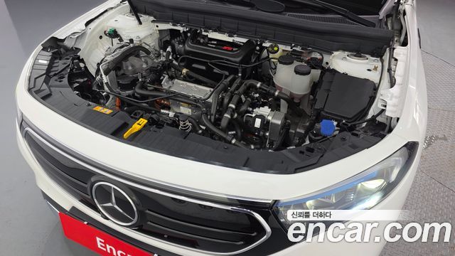 Mercedes-Benz EQB (X243) EQB300 4MATIC 2022 — фото 6