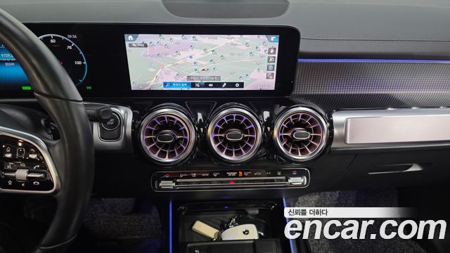 Mercedes-Benz EQB (X243) EQB300 4MATIC 2022 — фото 13