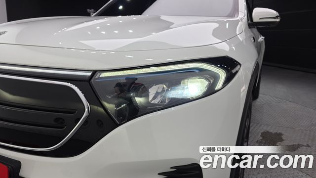 Mercedes-Benz EQB (X243) EQB300 4MATIC 2022 — фото 22