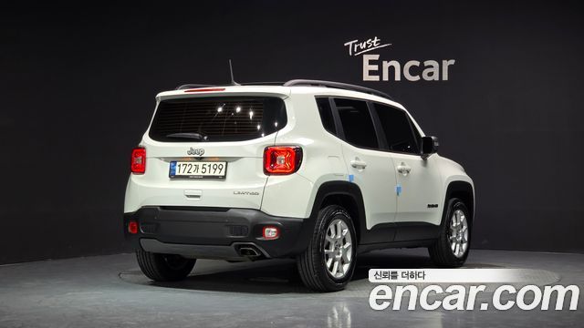 Jeep Renegade 2.4 Limited 2021 — фото 2
