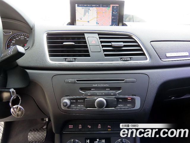 Audi Q3 2.0 TDI Quattro Dynamic 8U 2012 — фото 17