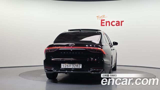 Hyundai Grandeur (IG) 3.0 LPi Rent Car Modern 2022 — фото 4