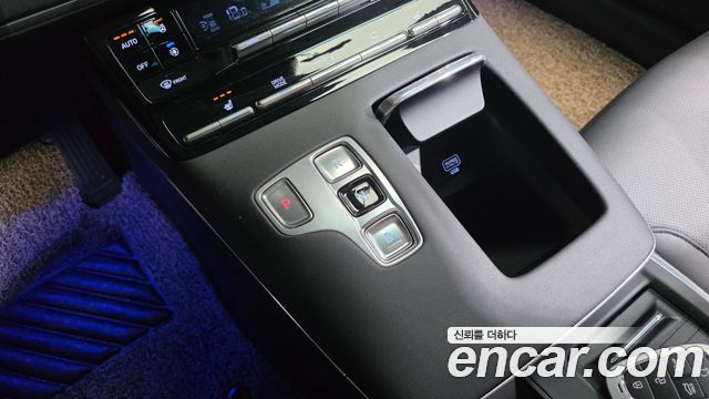 Hyundai Grandeur (IG) 3.0 LPi Rent Car Modern 2022 — фото 9