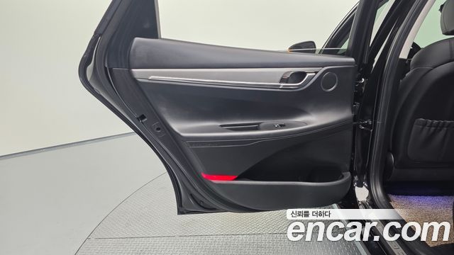Hyundai Grandeur (IG) 3.0 LPi Rent Car Modern 2022 — фото 31
