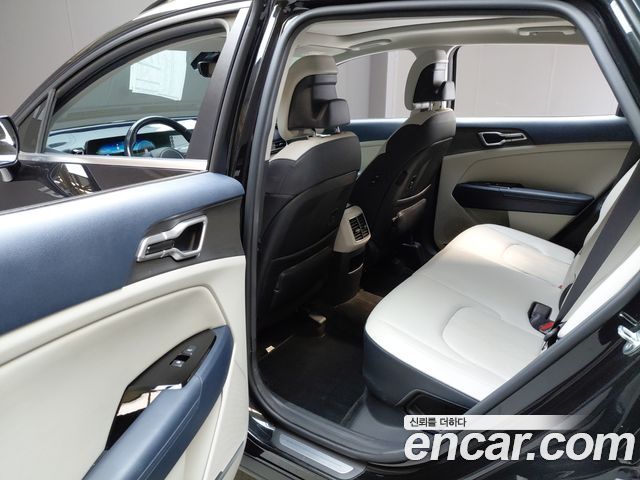 Kia Sportage Hybrid (V) Signature 2WD 2023 — фото 18