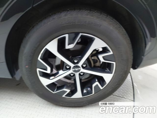 Kia Sportage Hybrid (V) Signature 2WD 2023 — фото 21